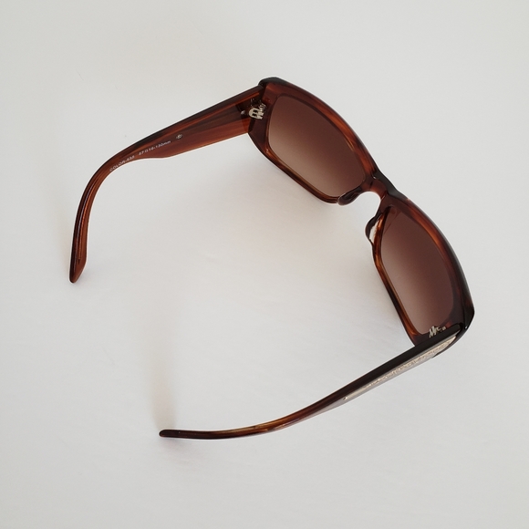 Vintage Edgy & Elegant Wide Esprit Sunglasses - Picture 6 of 15